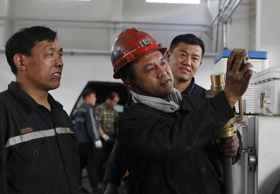 _77I3264.JPG _77I3264.JPG